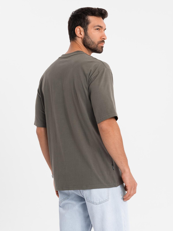 Ombre Clothing Pánské bavlněné tričko LOOSE FIT s kulatým výstřihem - tmavě olivové