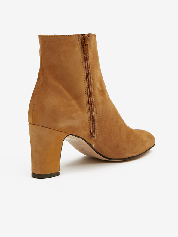 Ojju Hnědé kotníkové semišové boty na podpatku OJJU