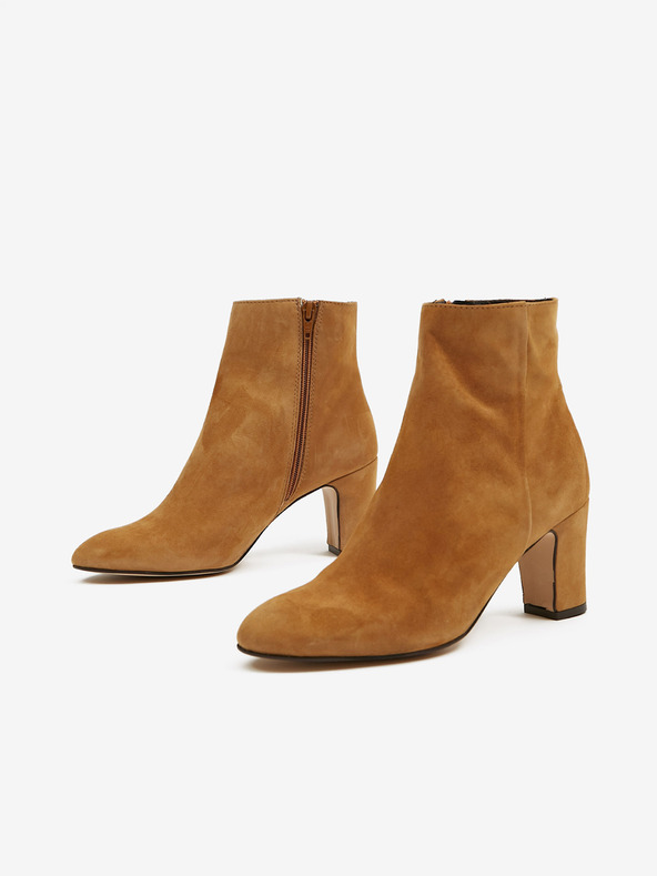 Ojju Hnědé kotníkové semišové boty na podpatku OJJU
