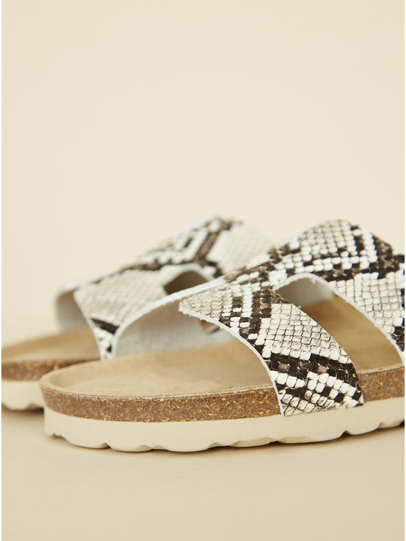 Ojju Béžové dámské pantofle s hadím vzorem OJJU