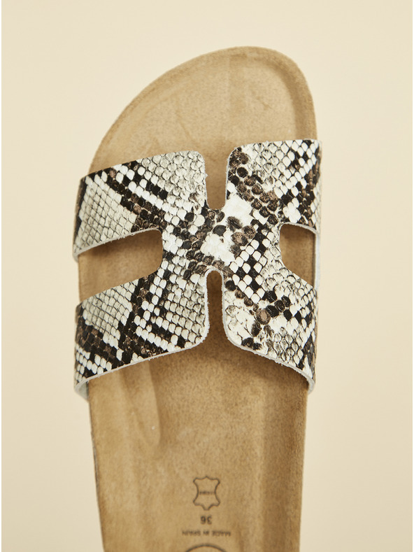 Ojju Béžové dámské pantofle s hadím vzorem OJJU