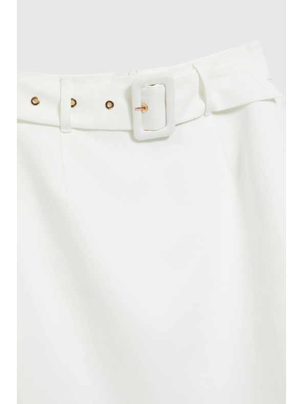 Moodo Bílá pouzdrová sukně s páskem
