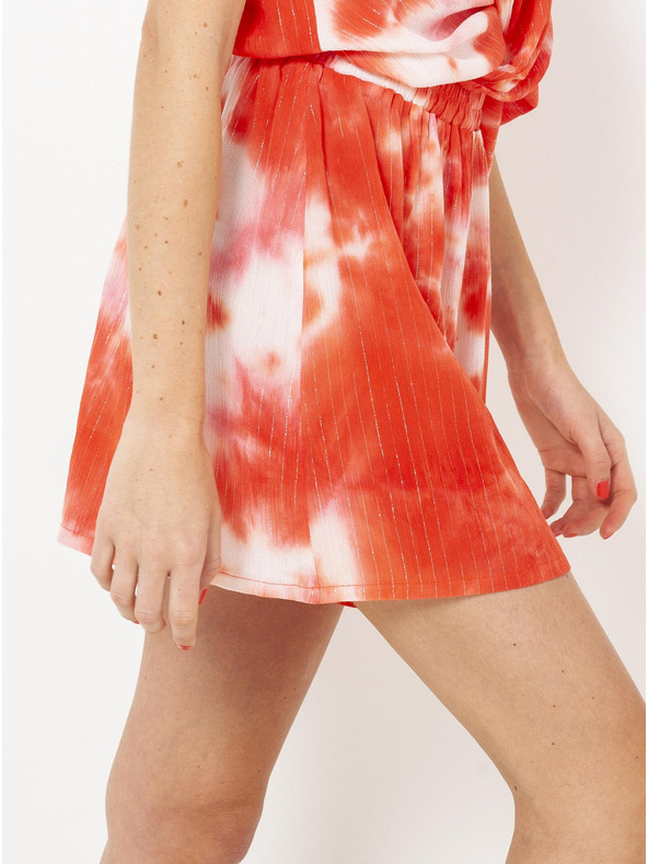 CAMAIEU Bílo-červené batikované kraťasy CAMAIEU