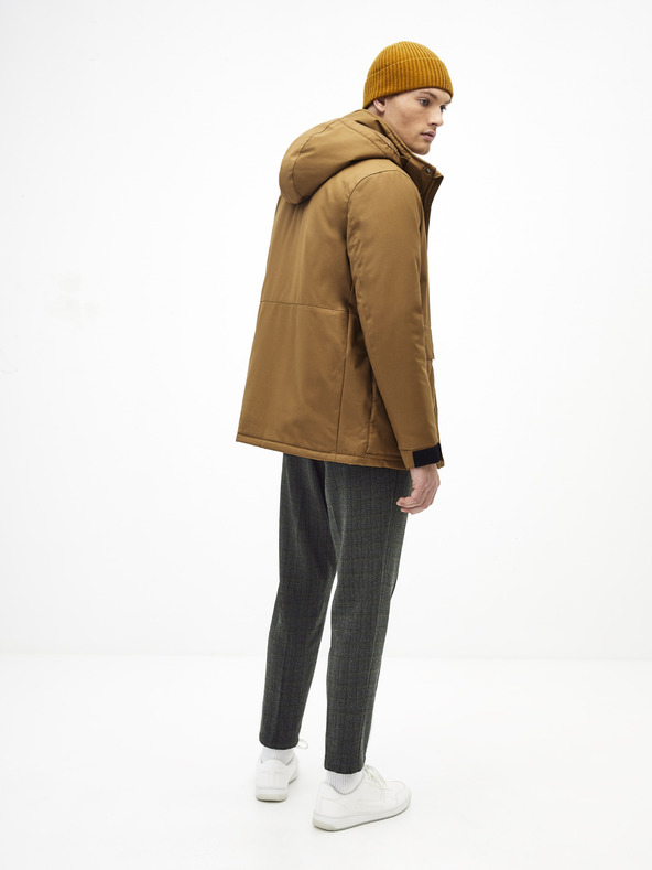 Celio Hnědá bunda Celio Supheat