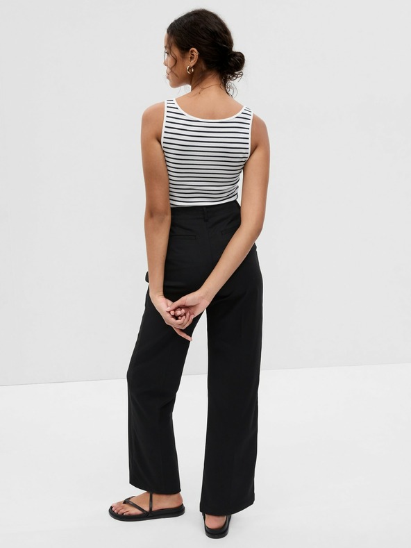 GAP Tílkový top GAP