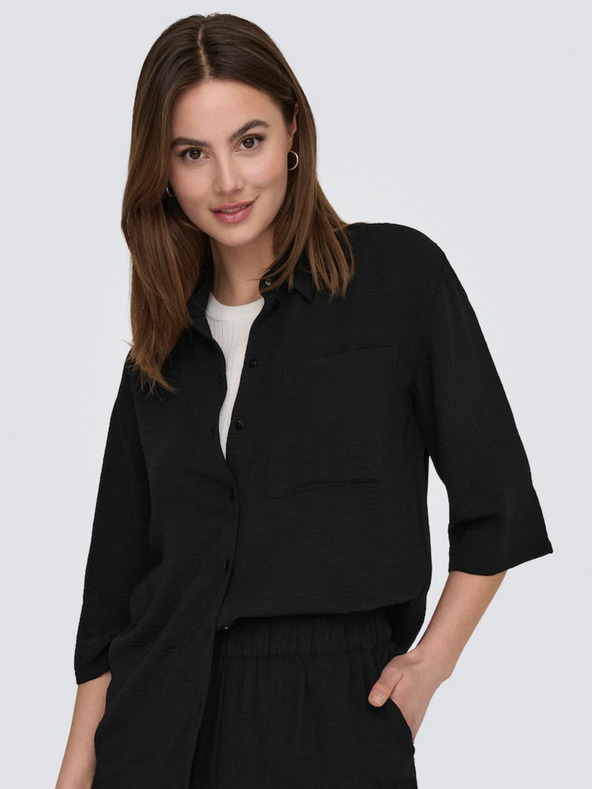Jacqueline de Yong Černá dámská košile s krátkým rukávem JDY