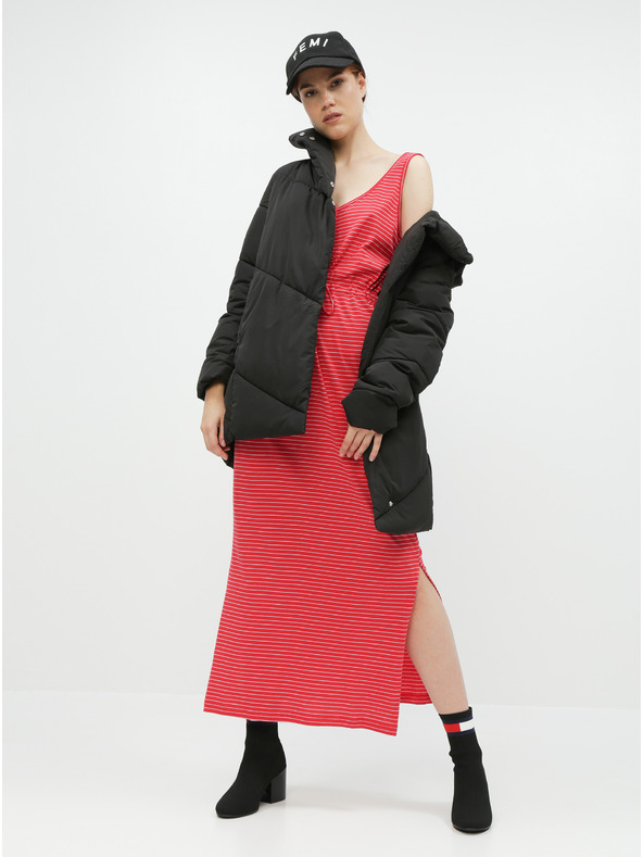 Vero Moda Červené pruhované basic maxišaty s knoflíky a rozparky VERO MODA Daina