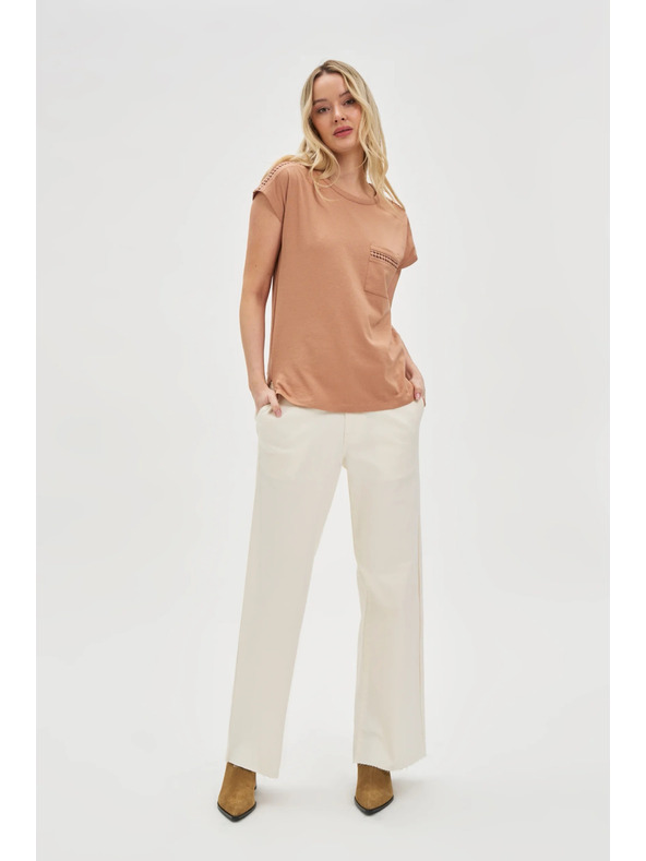 Moodo Dámské tričko s kapsou Moodo – tmavě hnědá