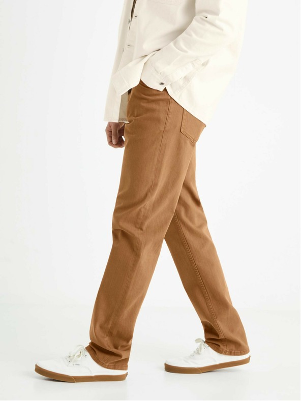 Celio Hnědé pánské straight fit džíny Celio Vopry1