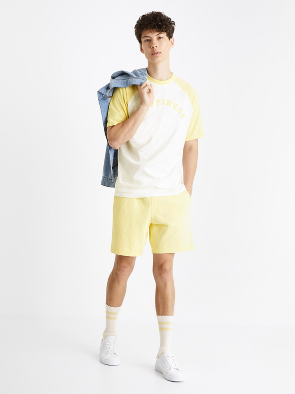 Celio Žluto-bílé pánské tričko Celio Ceraglan Happiness