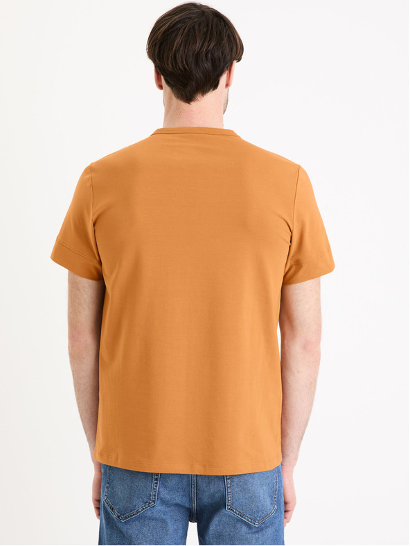 Celio Hnědé pánské basic tričko Celio Geley