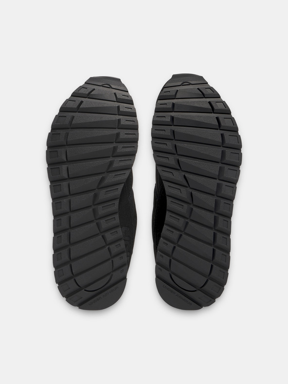 Under Armour Dětské boty Under Armour UA GS Essential Runner-BLK