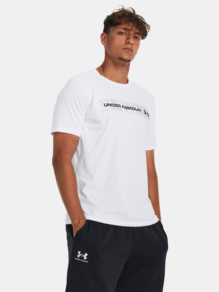 Under Armour Pánské tričko Under Armour UA CAMO CHEST STRIPE SS-WHT