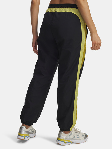 Under Armour Dámské sportovní kalhoty Under Armour UA Icon Crinkle Pant-BLK