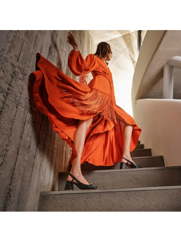 Geox Černá dámská obuv na podpatku Geox Coronilla