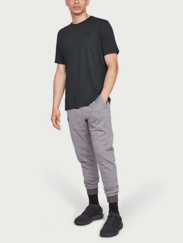 Under Armour Pánské tričko Under Armour Sportstyle Left Chest Ss