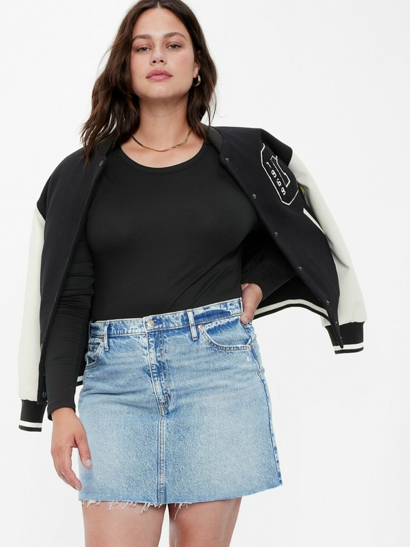 GAP Body s kulatým výstřihem GAP