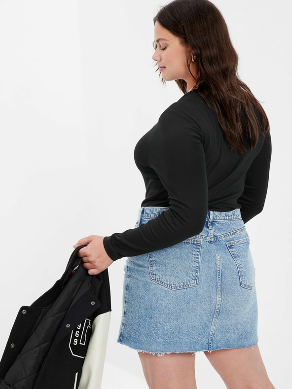 GAP Body s kulatým výstřihem GAP