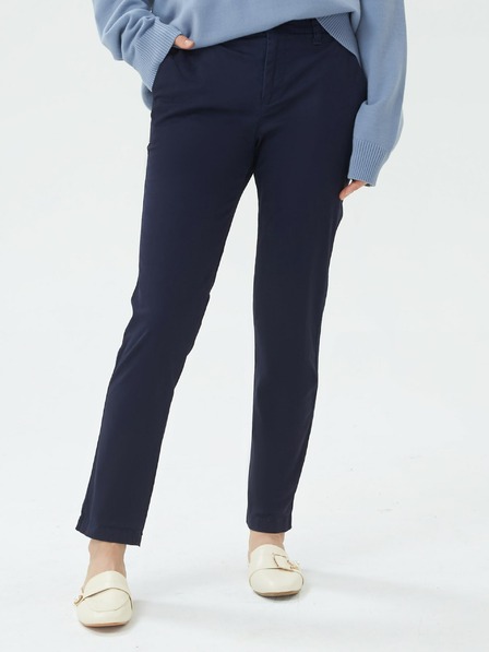 GAP Kalhoty girlfriend khaki in stretch twill GAP