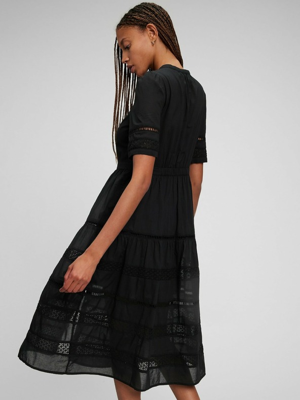 GAP Krajkové midi šaty GAP