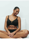 Marks & Spencer Černá dámská zmenšovací podprsenka s technologií Cool Comfort™ Marks & Spencer