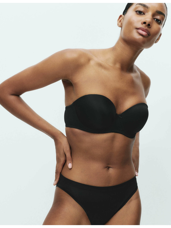 Marks & Spencer Podprsenka s vycpávkami, více způsobů nošení, vel. A–E, 2 ks Marks & Spencer černá