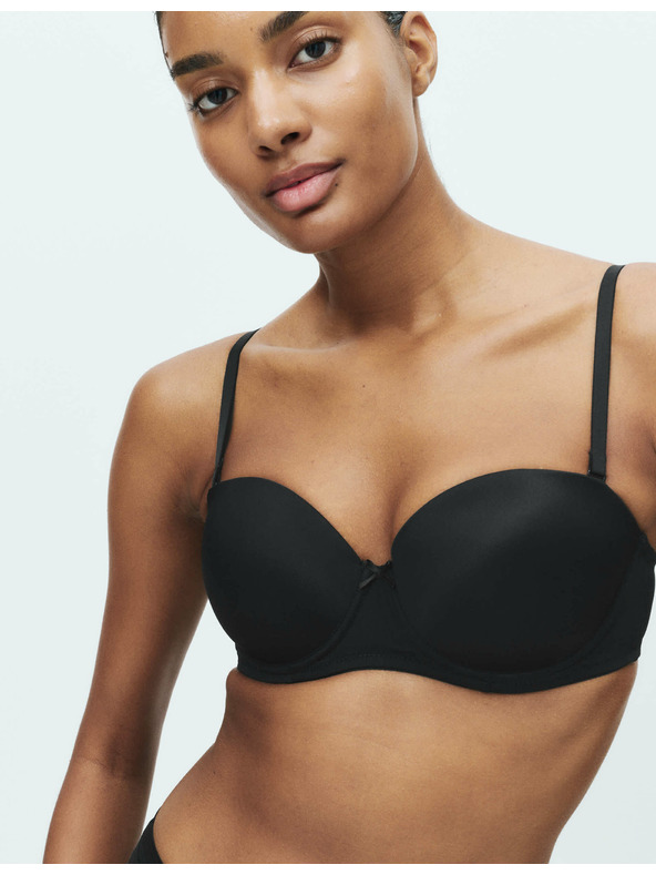 Marks & Spencer Podprsenka s vycpávkami, více způsobů nošení, vel. A–E, 2 ks Marks & Spencer černá