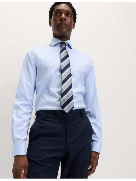 Marks & Spencer Keprová košile úzkého střihu z luxusní bavlny s dvojitou manžetou Marks & Spencer modrá