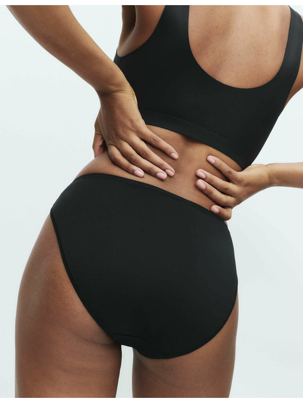 Marks & Spencer Sada 5 ks vysoce střižených kalhotek z mikrovlákna bez viditelných lemů, 5 ks v balení Marks & Spencer černá