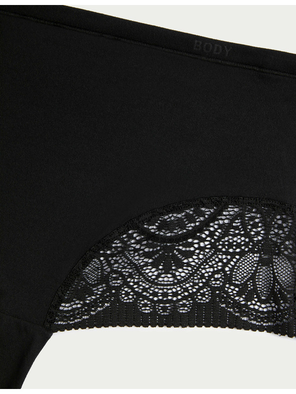 Marks & Spencer Sada tří dámských krajkových kalhotek s vysokým pasem v černé barvě Marks & Spencer