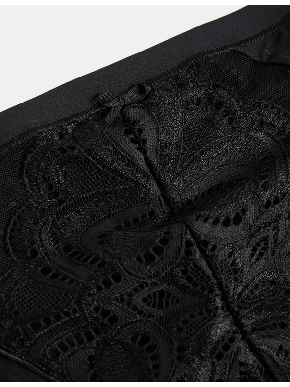 Marks & Spencer Vysoce střižené krajkové kalhotky Amelia, 3 ks v balení Marks & Spencer černá