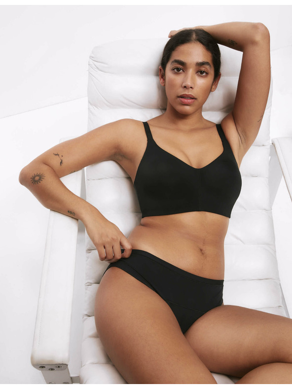 Marks & Spencer Vysoce savé menstruační bikinové kalhotky, 3 ks Marks & Spencer černá