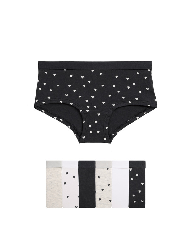Marks & Spencer Šortky s vysokým podílem bavlny a potiskem s motivem srdce, 7 ks (5–16 let) Marks & Spencer černá