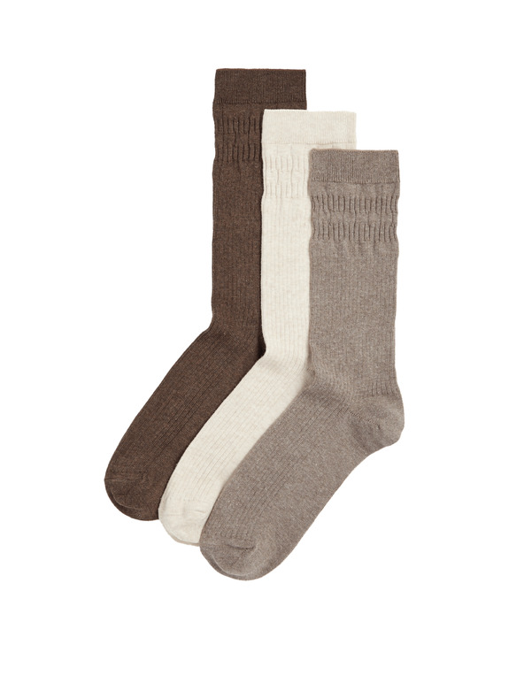 Marks & Spencer 3 páry ponožek s jemným lemem Marks & Spencer hnědá