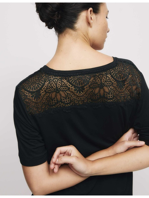 Marks & Spencer Pyžamový top s krajkovým detailem Marks & Spencer černá