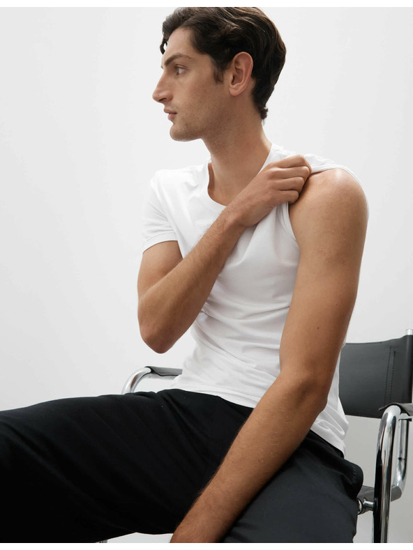 Marks & Spencer Tílko z bavlněné směsi Supima® Marks & Spencer bílá