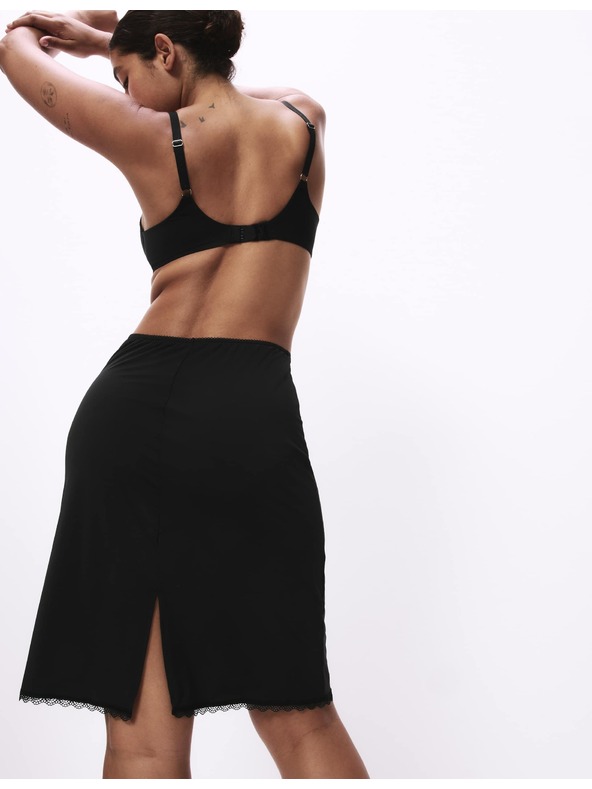 Marks & Spencer Spodnička pod sukni s technologií Cool Comfort™ (16"–29") Marks & Spencer černá