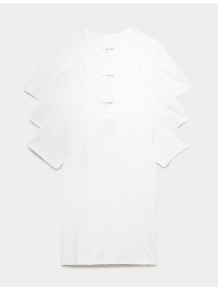 Marks & Spencer Sada tří pánských basic triček v bílé barvě s technologií Cool & Fresh™ Marks & Spencer