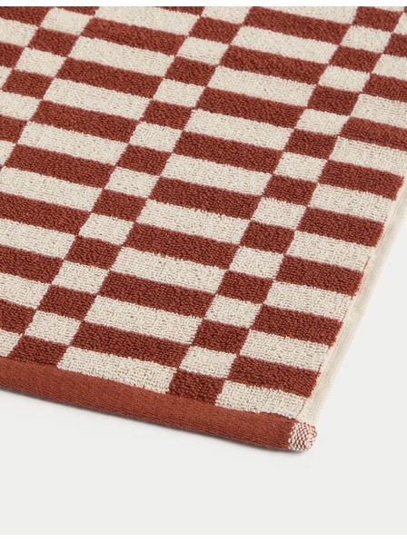 Marks & Spencer Ručník z čisté bavlny s geometrickým vzorem kostek Marks & Spencer šedá