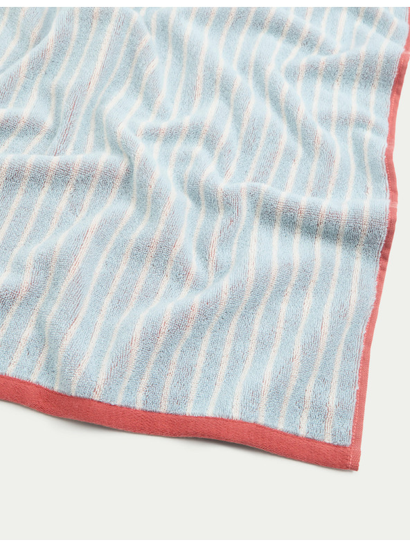 Marks & Spencer Pruhovaný ručník z čisté bavlny Marks & Spencer modrá