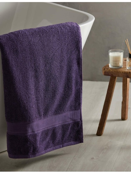 Marks & Spencer Extra jemný antibakteriální ručník z čisté bavlny Marks & Spencer fialová
