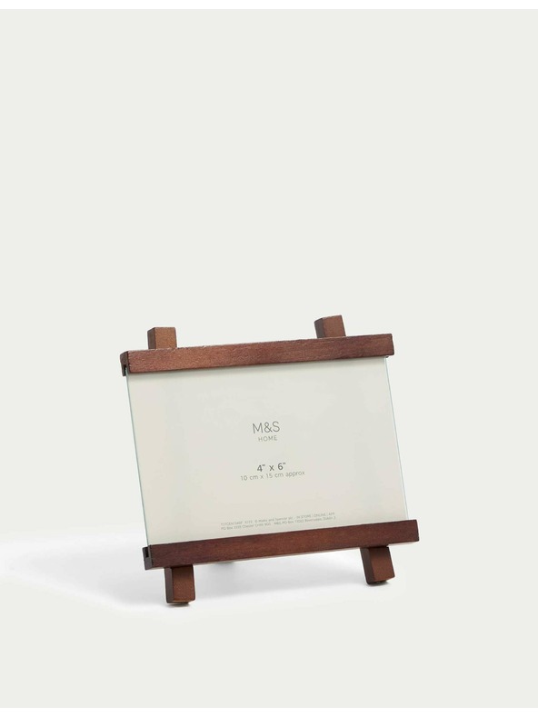 Marks & Spencer Dřevěný stojací fotorámeček, 10 × 15 cm Marks & Spencer béžová