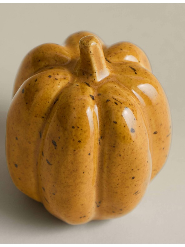 Marks & Spencer Malá keramická dekorace dýně Marks & Spencer žlutá