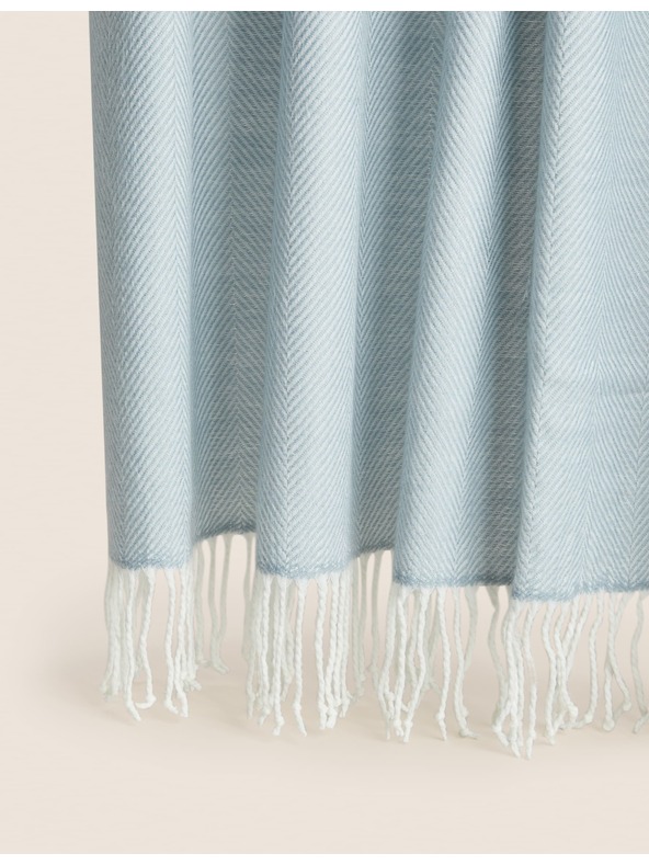 Marks & Spencer Přehoz se vzorem rybí kosti Marks & Spencer modrá