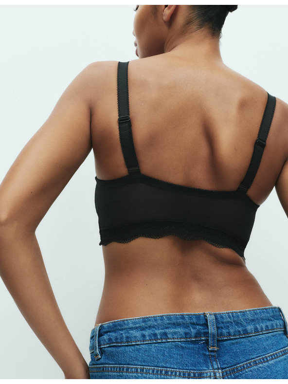 Marks & Spencer Braletka Jasmine bez kostic s krajkovými lemy, vel. F+ Marks & Spencer černá