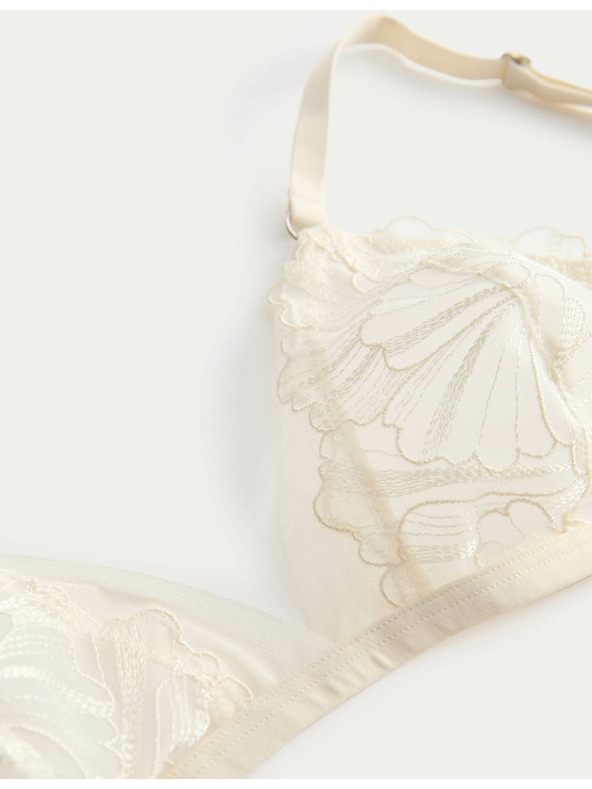 Marks & Spencer Braleta bez kostic s výšivkou Monaco (A-E) Marks & Spencer smetanová