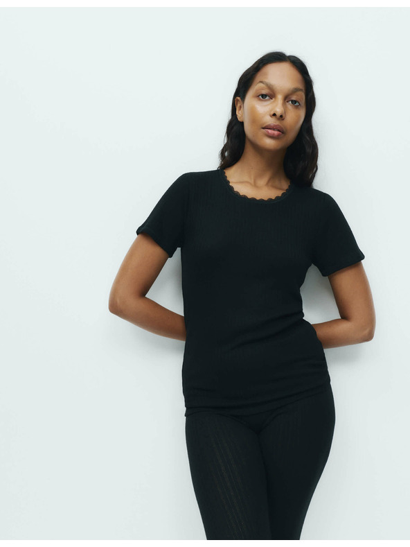 Marks & Spencer Balení 2 háčkovaných termotopů s krátkým rukávem Marks & Spencer černá