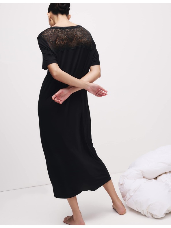 Marks & Spencer Noční košile s krajkovou vložkou Marks & Spencer černá