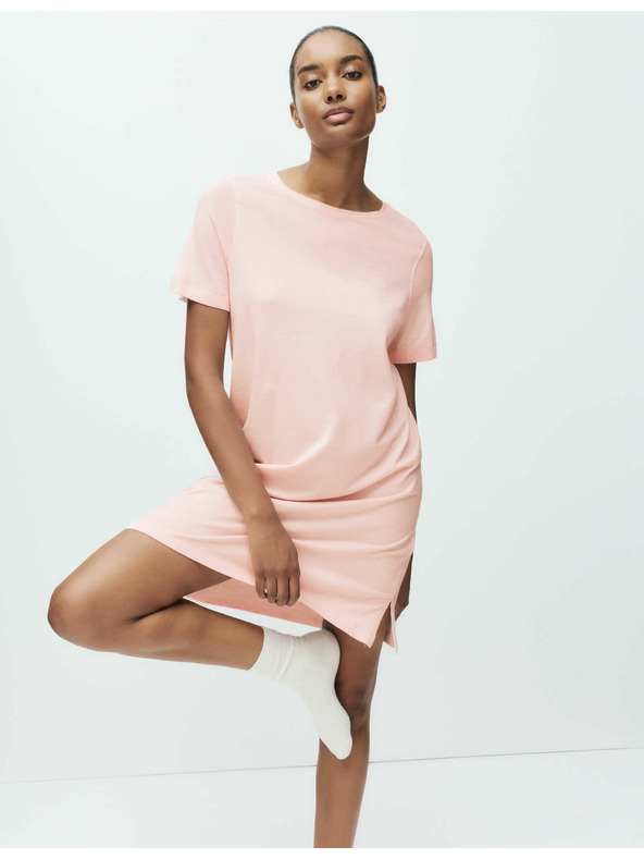 Marks & Spencer Pruhovaná noční košile s technologií Cool Comfort™ Marks & Spencer růžová