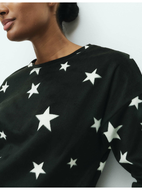 Marks & Spencer Flísová pyžamová souprava s potiskem hvězd a kalhotami s manžetovým lemem Marks & Spencer černá